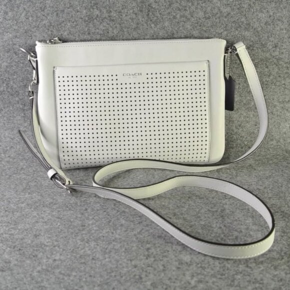 Coach F48979 Chalk Legacy Perforated East West Swingpack Shoulder Bag Purse - Picture 1 of 5